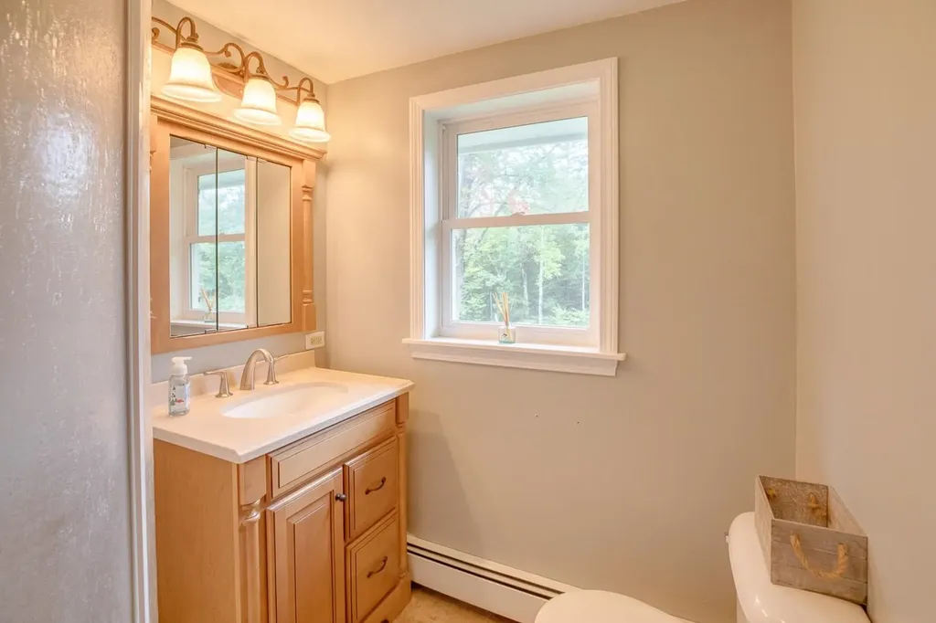 56 Country Lane Campton NH 03223