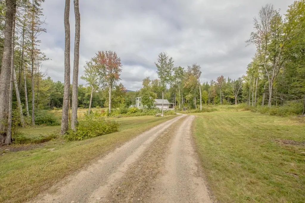 56 Country Lane Campton NH 03223