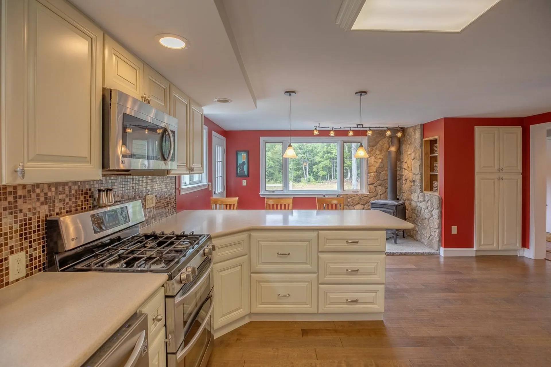 56 Country Lane Campton NH 03223