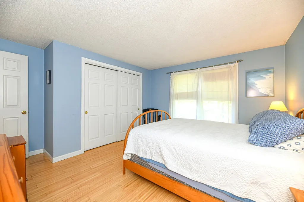 15 Hemlock Court Newfields NH 03856