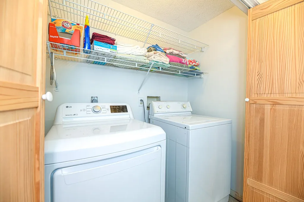 15 Hemlock Court Newfields NH 03856