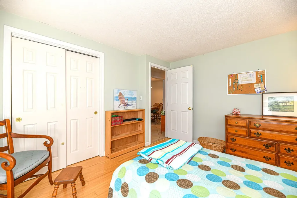 15 Hemlock Court Newfields NH 03856