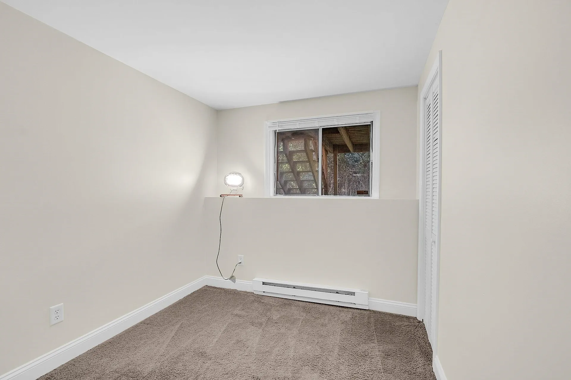 901 Mammoth Road Manchester NH 03104