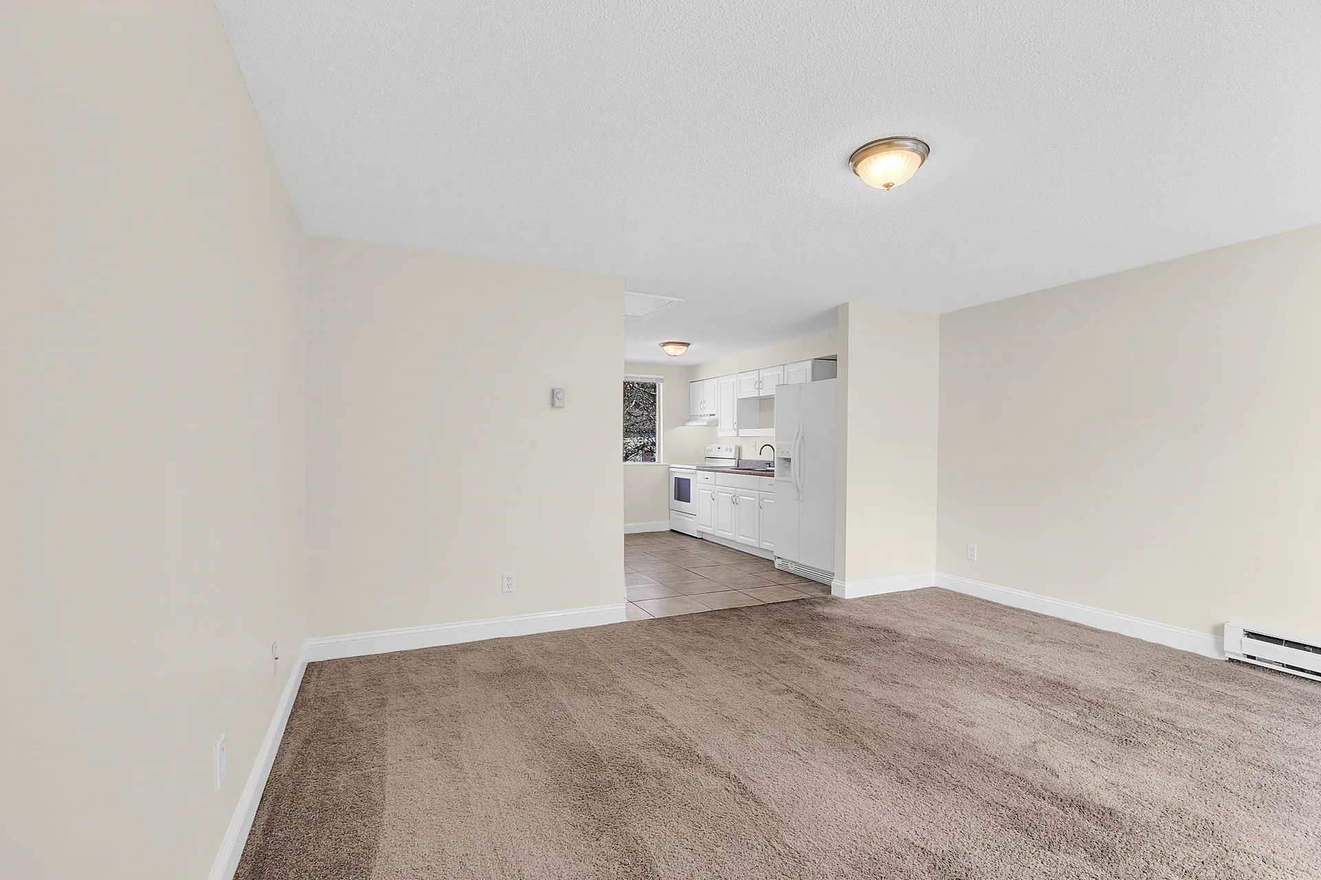 901 Mammoth Road Manchester NH 03104