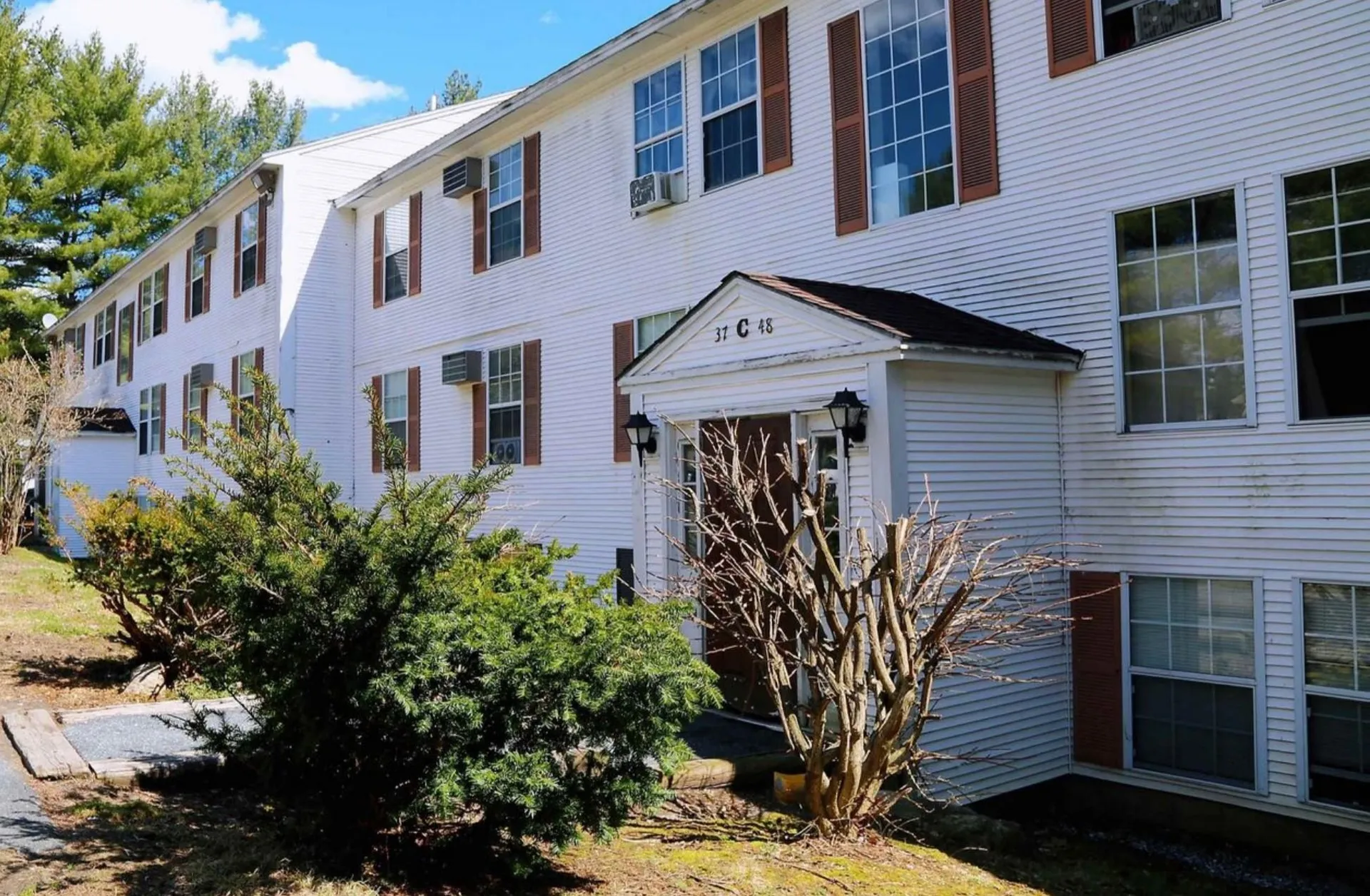 20 Wolf Road Lebanon NH 03766