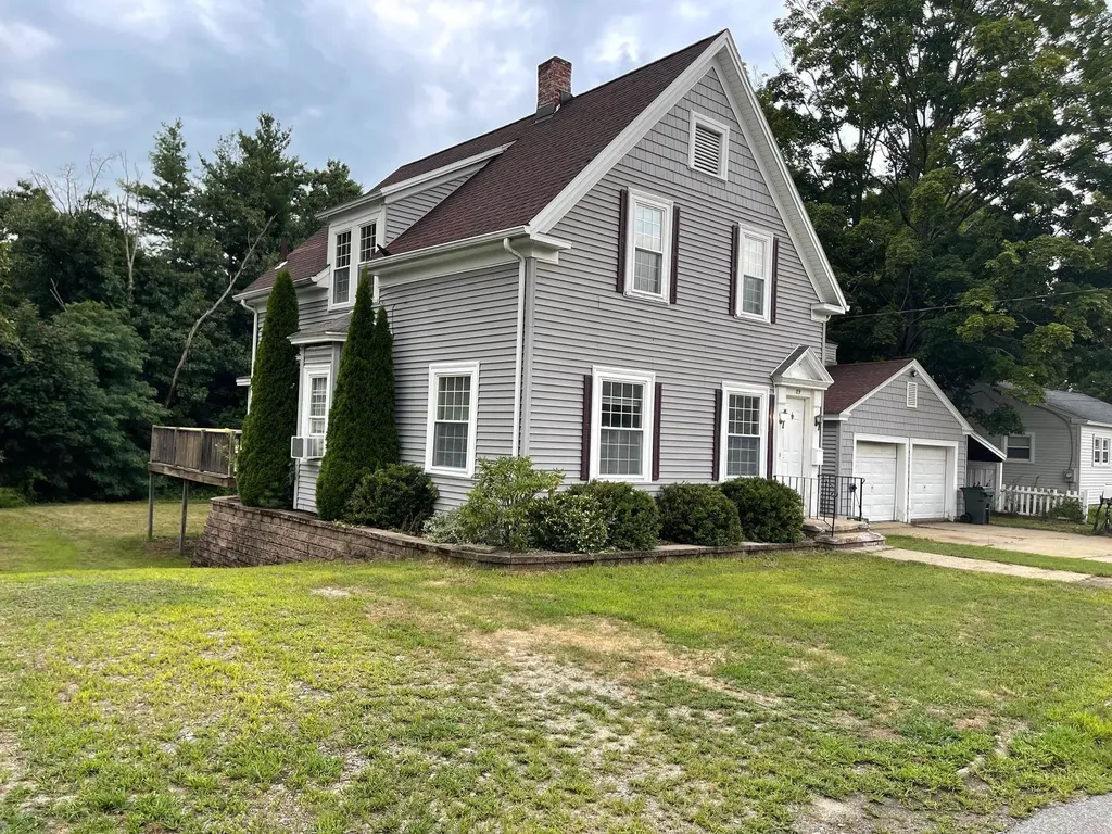 89 Shirley Hill Road Manchester NH 03102