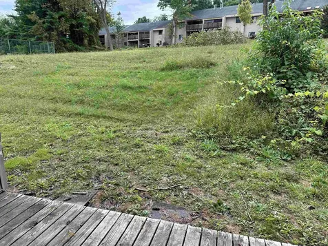 7 Hawthorne Circle South Burlington VT 05403