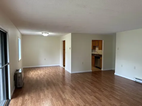 7 Hawthorne Circle South Burlington VT 05403