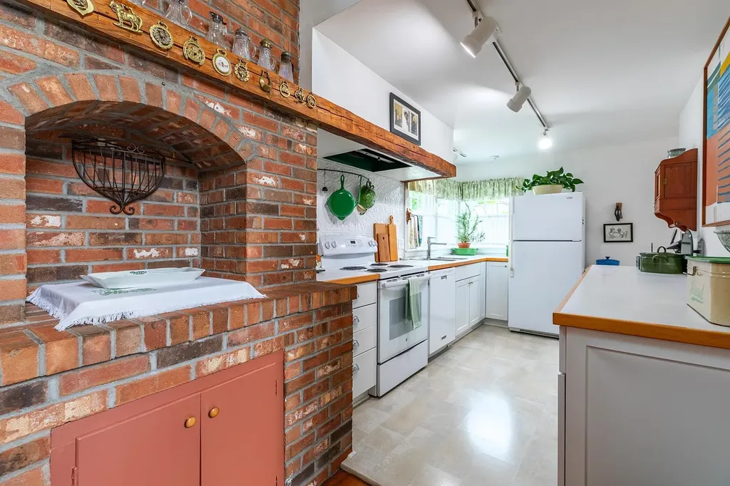 5851 South Road Woodstock VT 05071