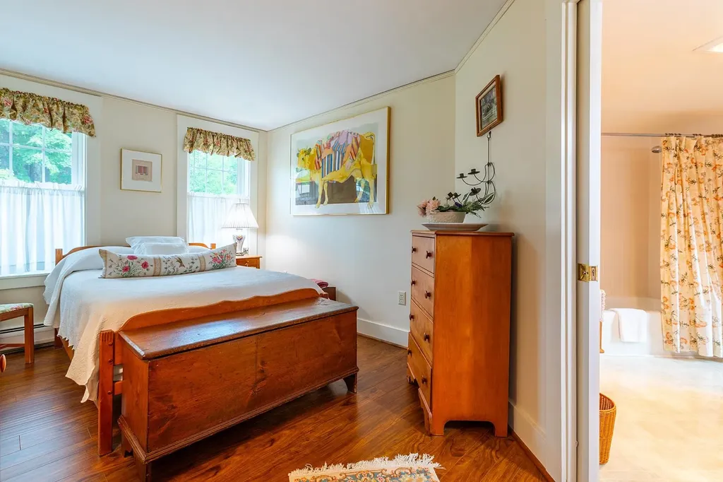 5851 South Road Woodstock VT 05071