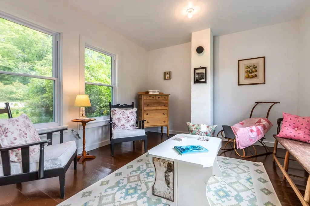 5851 South Road Woodstock VT 05071