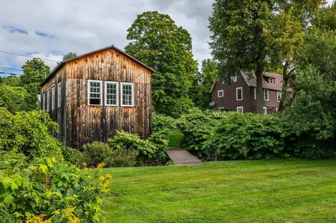 5851 South Road Woodstock VT 05071