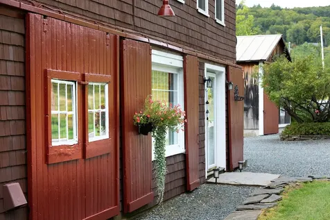 5851 South Road Woodstock VT 05071