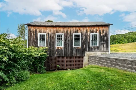 5851 South Road Woodstock VT 05071