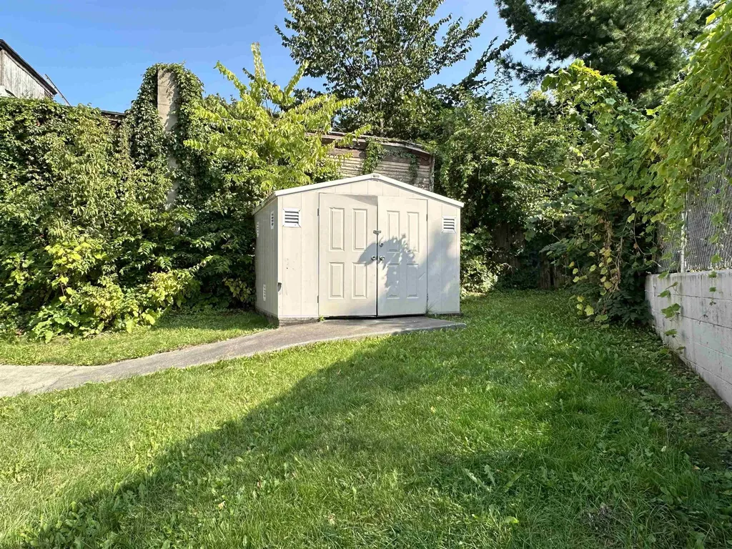 122 124 Intervale Avenue Burlington VT 05401