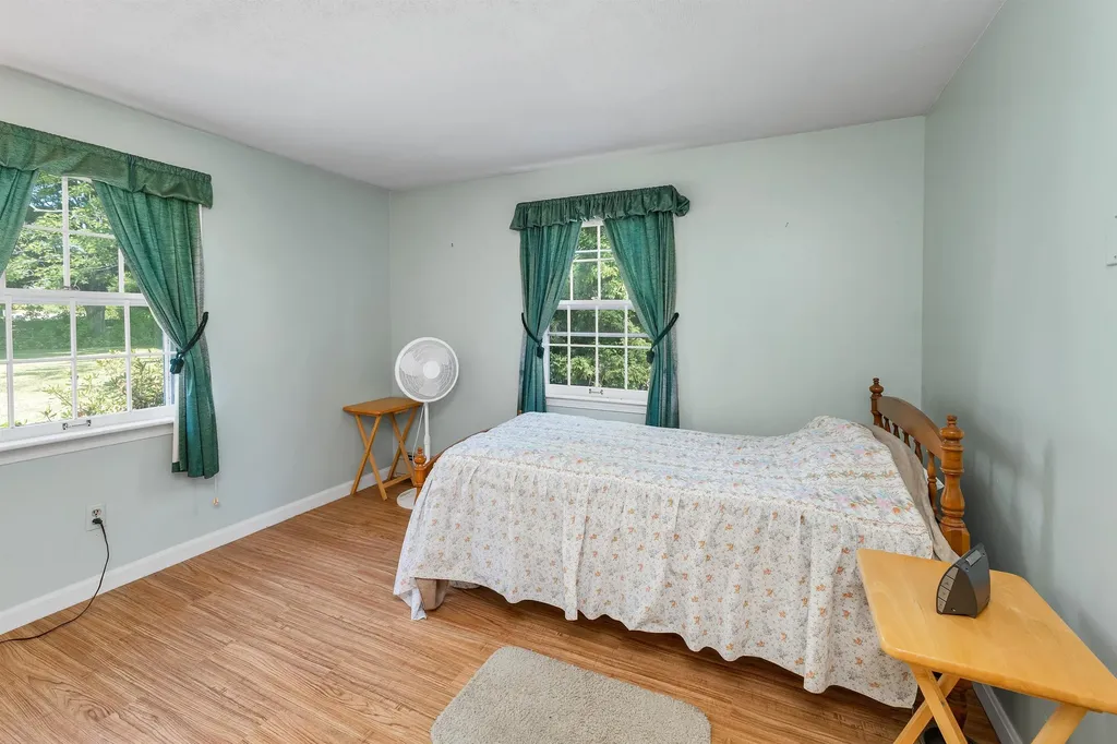 10 Hilltop Drive Wakefield NH 03872