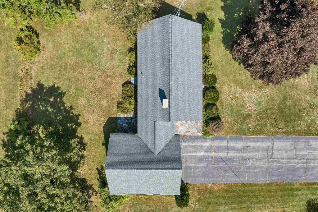 10 Hilltop Drive Wakefield NH 03872