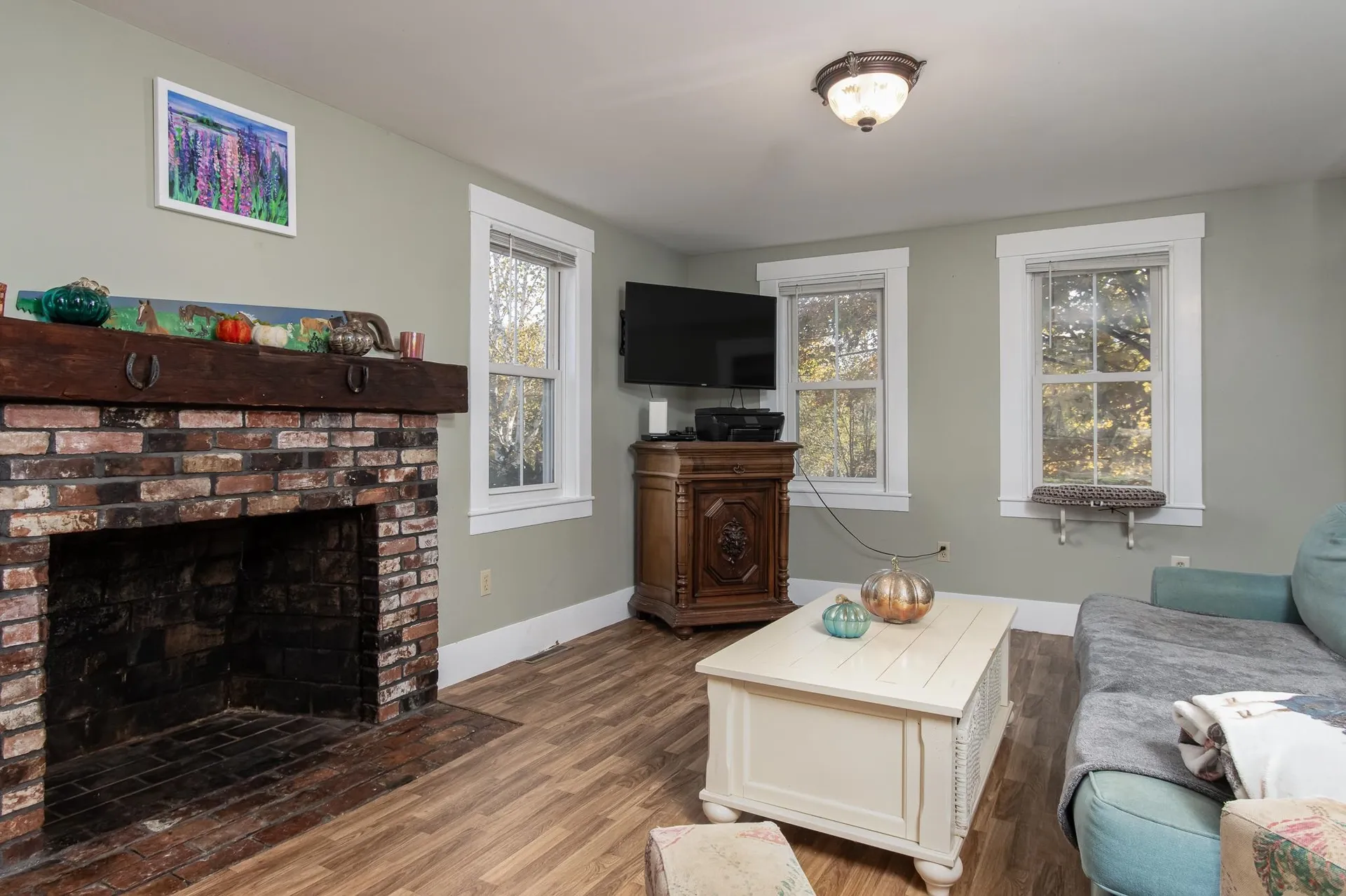 97 Mast Road Lee NH 03861