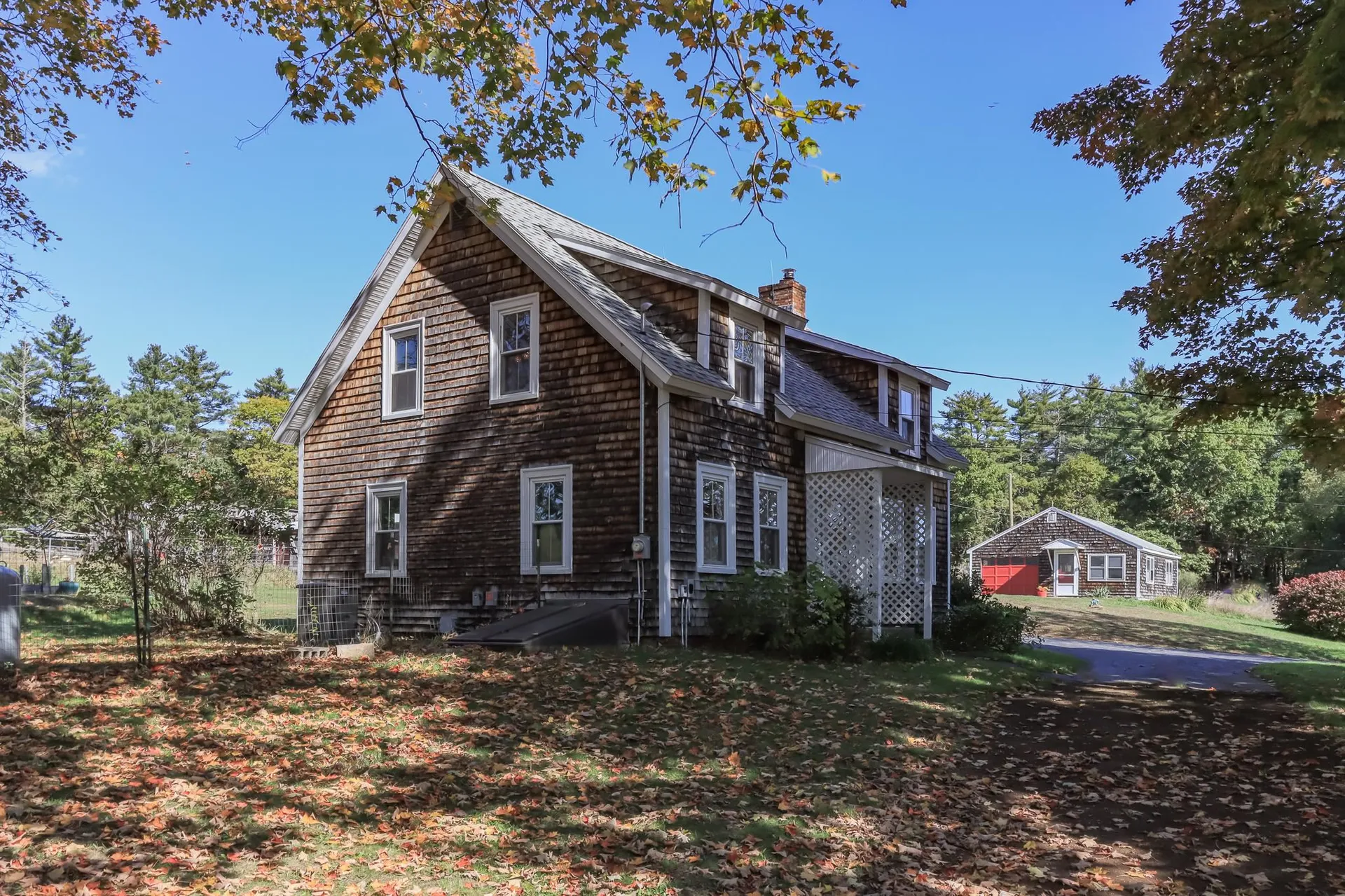 97 Mast Road Lee NH 03861