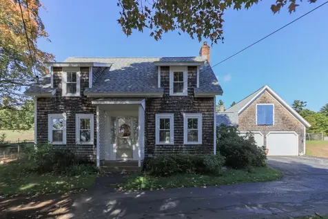 97 Mast Road Lee NH 03861