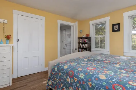97 Mast Road Lee NH 03861