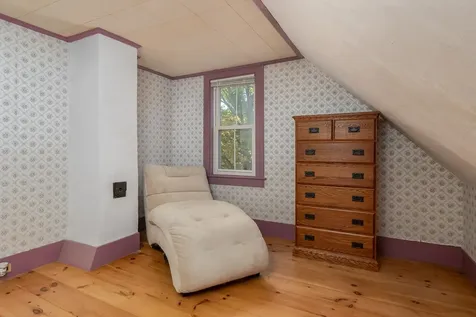 97 Mast Road Lee NH 03861