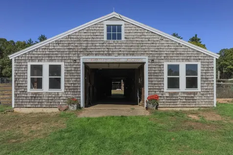 97 Mast Road Lee NH 03861