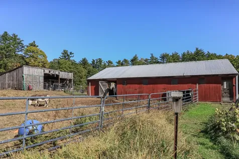97 Mast Road Lee NH 03861