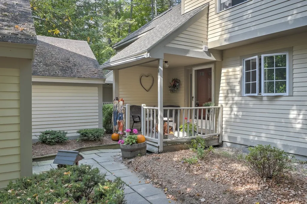 29 Perry Lane Swanzey NH 03446