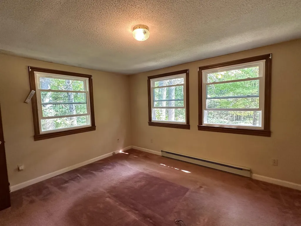 295 Hominy Pot Road Sutton NH 03260