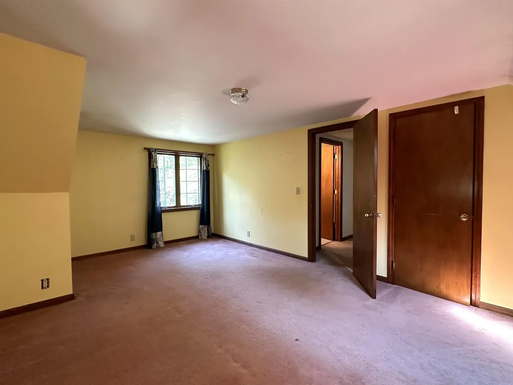 295 Hominy Pot Road Sutton NH 03260