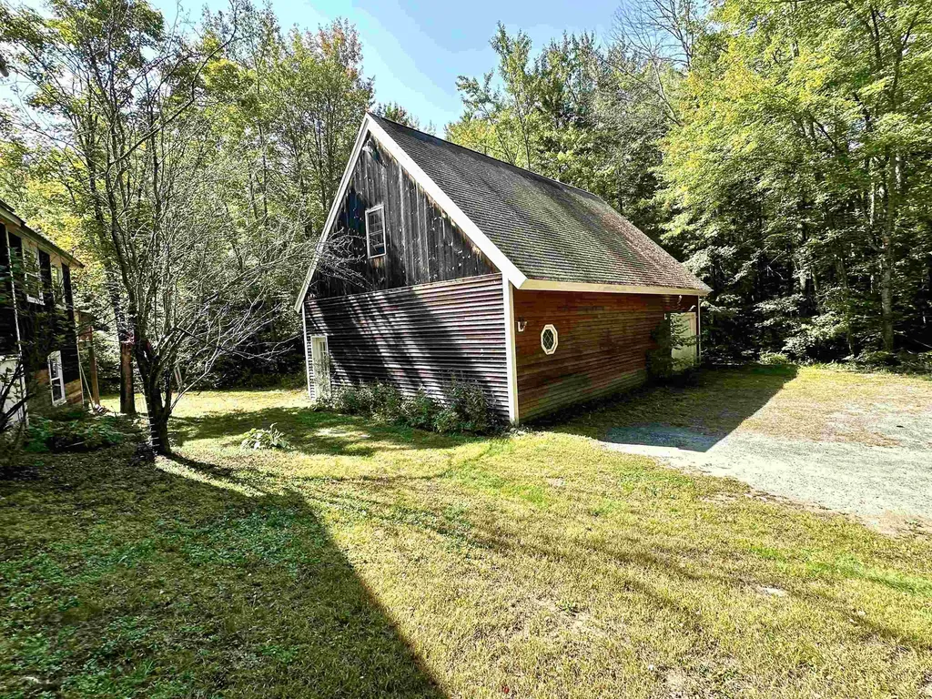 295 Hominy Pot Road Sutton NH 03260