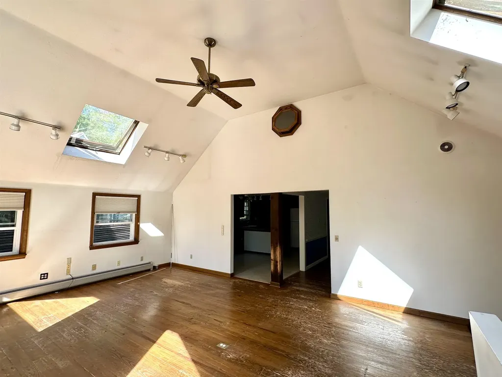 295 Hominy Pot Road Sutton NH 03260