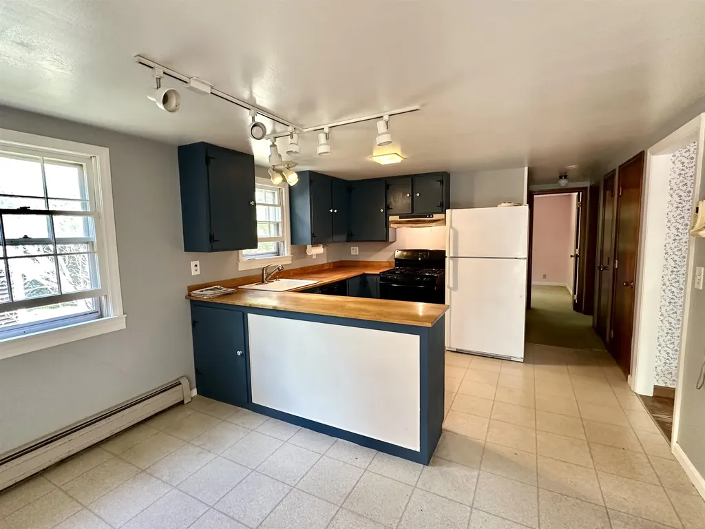 295 Hominy Pot Road Sutton NH 03260