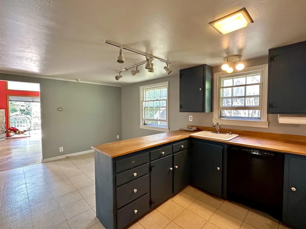 295 Hominy Pot Road Sutton NH 03260