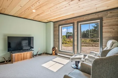 39 Felch Road Sutton NH 03260