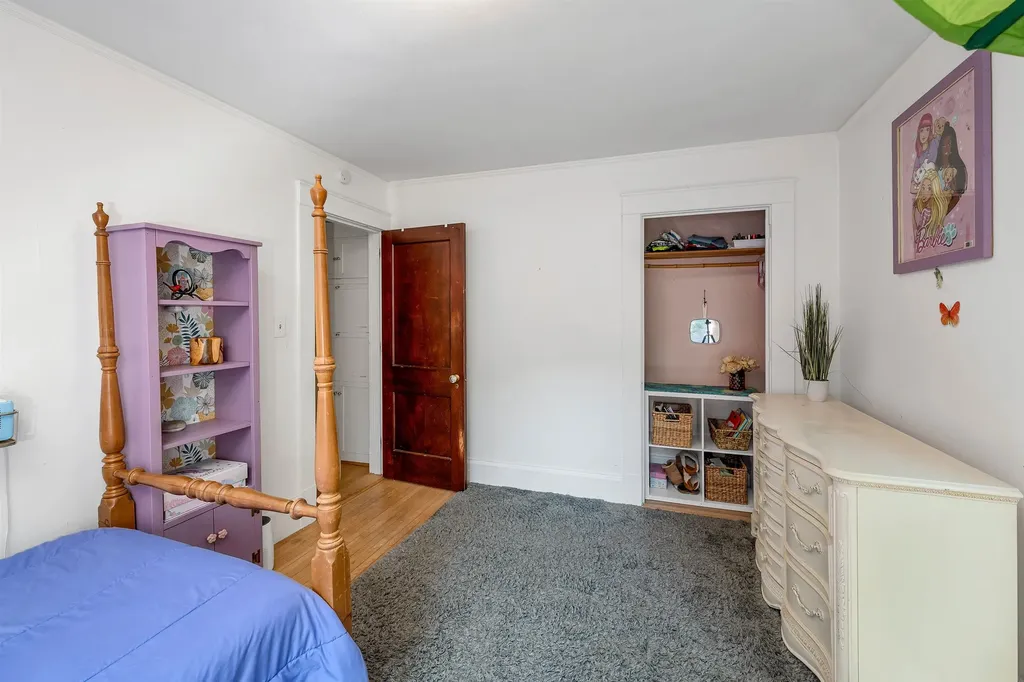 6 Arch Street Northfield NH 03276