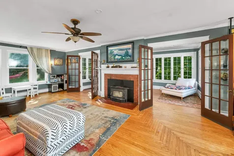 6 Arch Street Northfield NH 03276