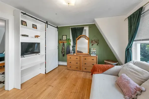 6 Arch Street Northfield NH 03276