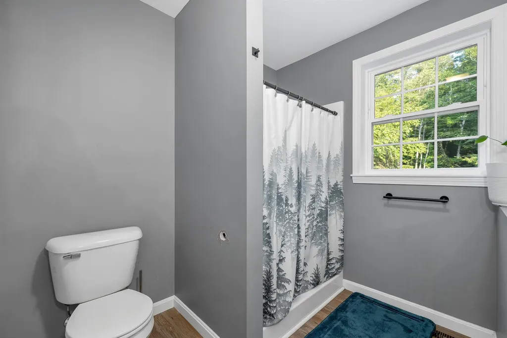 948 Beauty Hill Road Barnstead NH 03218