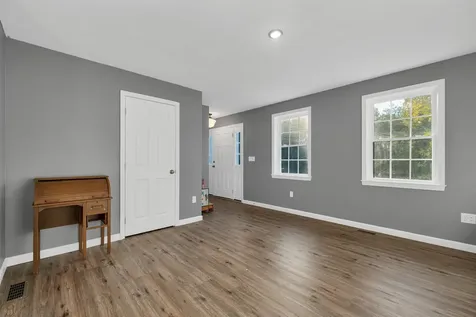 948 Beauty Hill Road Barnstead NH 03218