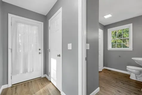 948 Beauty Hill Road Barnstead NH 03218