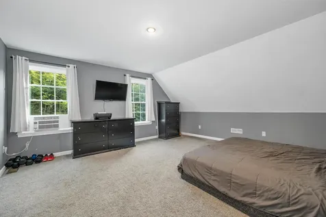 948 Beauty Hill Road Barnstead NH 03218