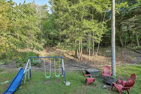 948 Beauty Hill Road Barnstead NH 03218