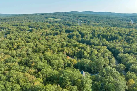 948 Beauty Hill Road Barnstead NH 03218