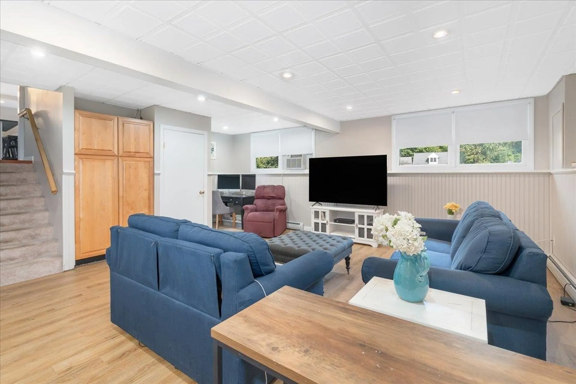 17 Melba Drive Hudson NH 03051