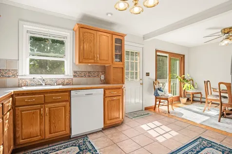 7 Taylor River Road Hampton Falls NH 03844