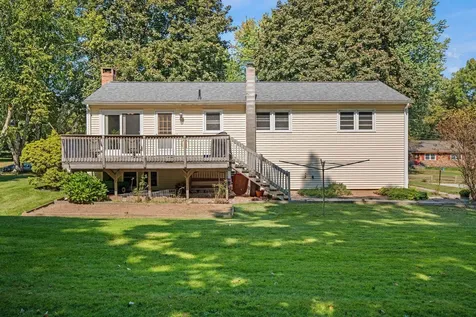 7 Taylor River Road Hampton Falls NH 03844