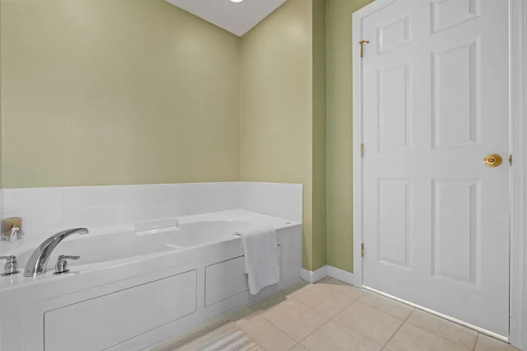 109 Woodland Loop Lincoln NH 03251