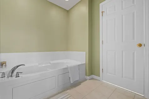 109 Woodland Loop Lincoln NH 03251